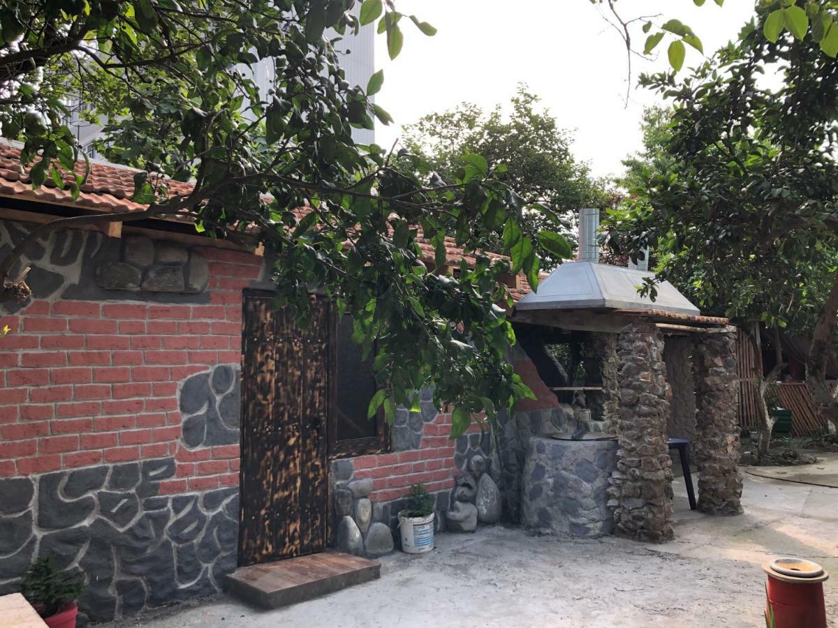 Mzeos House Hotel Batumi Exterior foto